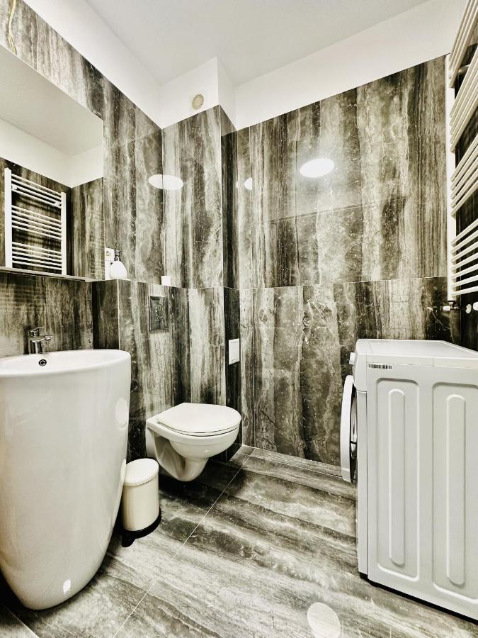 Rentforcomfort Sky Garden Studio Lejlighed Bukarest Eksteriør billede